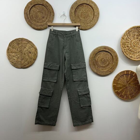 H&M Gray High Waist High Rise Straight Leg Cargo Pants 0 Y2K Style - Picture 1 of 6